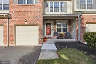 108 Williamsburg Way, Lansdale, PA 19446 - Photo 1