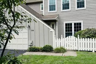 288 Tulip Tree Ct, Blue Bell, PA 19422 - Photo 3