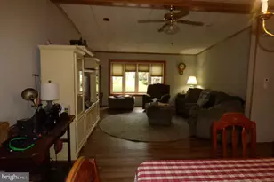 244 W 6th St, Red Hill, PA 18076 - Photo 5