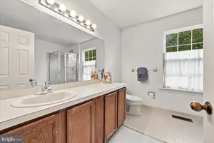 246 Tulip Tree Ct, Blue Bell, PA 19422 - Photo 23