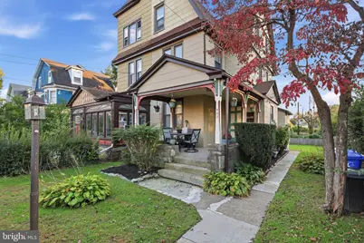 402 W Mount Carmel Avenue, Glenside, PA 19038 - Photo 1