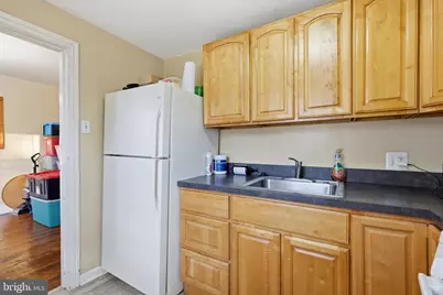 402 W Mount Carmel Avenue, Glenside, PA 19038 - Photo 17