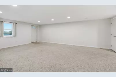 942 Green Street, Bridgeport, PA 19405 - Photo 31