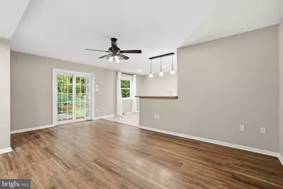 942 Green Street, Bridgeport, PA 19405 - Photo 11