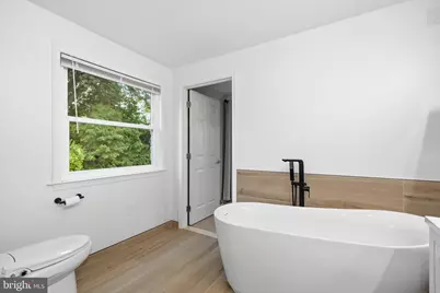 942 Green Street, Bridgeport, PA 19405 - Photo 29