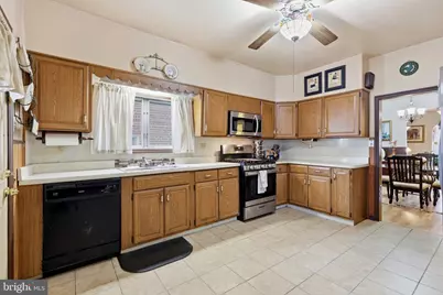 412 W Freedley Street, Norristown, PA 19401 - Photo 11