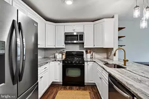 3910 Ashland Dr, Harleysville, PA 19438 - Photo 7