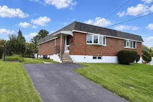 619 Turf Ln, Conshohocken, PA 19428 - Photo 1