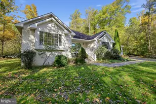 3072 Long Rd, Green Lane, PA 18054 - Photo 3
