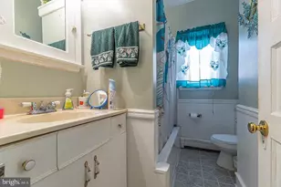 107 Center Ave, Willow Grove, PA 19090 - Photo 9
