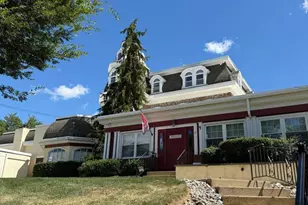 122 N York Rd, Hatboro, PA 19040 - Photo 1