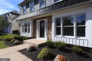 202 Hidden Creek Dr, Hatboro, PA 19040 - Photo 5