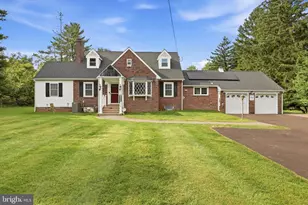 418 Cowpath Rd, Lansdale, PA 19446 - Photo 1