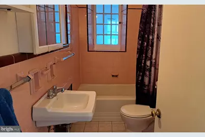 142 Mount Carmel Avenue #1ST FL, Glenside, PA 19038 - Photo 11