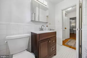 346 E Lancaster Ave, Wynnewood, PA 19096 - Photo 17