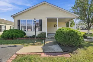2037 Highland Ct, North Wales, PA 19454 - Photo 1