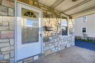 18 Center Ave, Willow Grove, PA 19090 - Photo 3