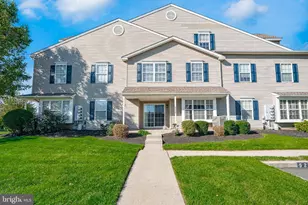 5206 Drawbridge Ct, Royersford, PA 19468 - Photo 1