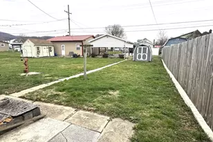 428 S Wayne St, Lewistown, PA 17044 - Photo 15