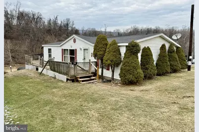 429 1st Avenue, Burnham, PA 17009 - Photo 1