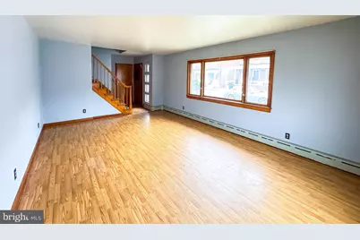 220 W 5th Street, Lewistown, PA 17044 - Photo 3