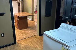 142 Broad St, Milroy, PA 17063 - Photo 27