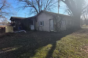 205 Shaversville Cir, Mount Union, PA 17066 - Photo 13