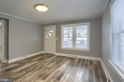 425 E Walnut Street, Lewistown, PA 17044 - Photo 5