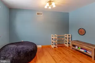 370 Summit Dr, Lewistown, PA 17044 - Photo 9