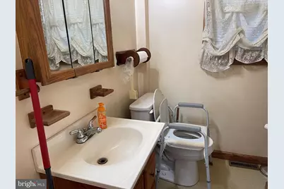 36 Railroad Street, Lewistown, PA 17044 - Photo 3