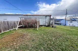 408 Harvard St, Lewistown, PA 17044 - Photo 7