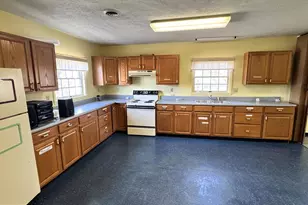 401 Yale St, Lewistown, PA 17044 - Photo 5