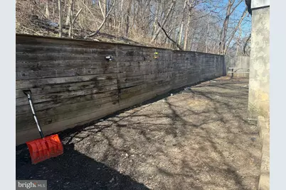 202 S Logan Boulevard, Burnham, PA 17009 - Photo 17