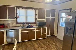 202 S Logan Blvd, Burnham, PA 17009 - Photo 5