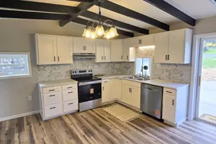 128 N Walnut St, Lewistown, PA 17044 - Photo 3