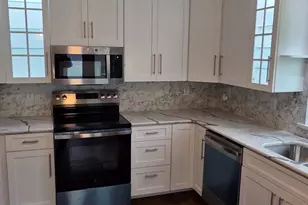 402 8th Ave, Burnham, PA 17009 - Photo 3