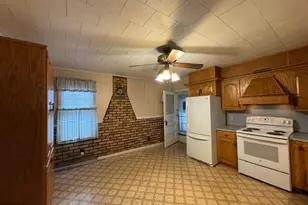 218 S Main St, Milroy, PA 17063 - Photo 13