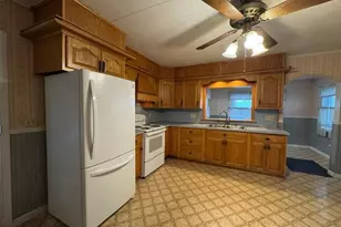 218 S Main St, Milroy, PA 17063 - Photo 15