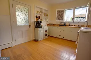 611 E Freedom Ave, Burnham, PA 17009 - Photo 35