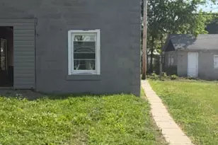 215 N Grand St, Lewistown, PA 17044 - Photo 3