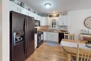 165 Cambridge Ln, Lewistown, PA 17044 - Photo 3