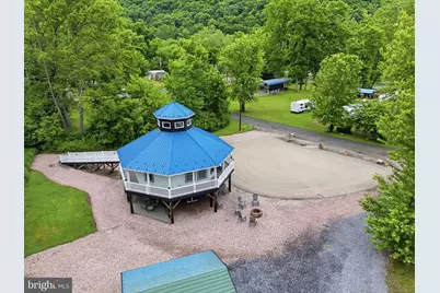 203 Front Drive, Mount Union, PA 17066 - Photo 3