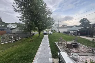 206 5th Ave, Burnham, PA 17009 - Photo 11