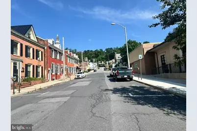 16 N Brown St, Lewistown, PA 17044 - Photo 9
