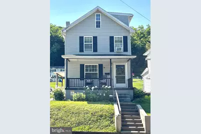 720 E Freedom Avenue, Burnham, PA 17009 - Photo 1