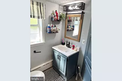 720 E Freedom Avenue, Burnham, PA 17009 - Photo 37