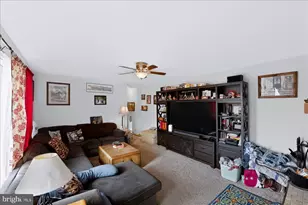 807 N Pine St, Burnham, PA 17009 - Photo 7