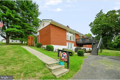 807 N Pine Street, Burnham, PA 17009 - Photo 1