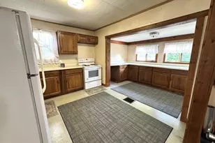 422 Princeton St, Lewistown, PA 17044 - Photo 5