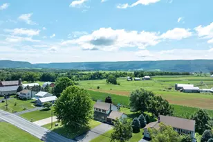 202 Sigler St, Milroy, PA 17063 - Photo 3